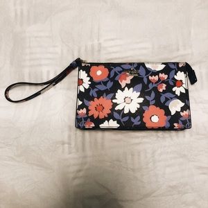 NWOT Kate Spade wristlet